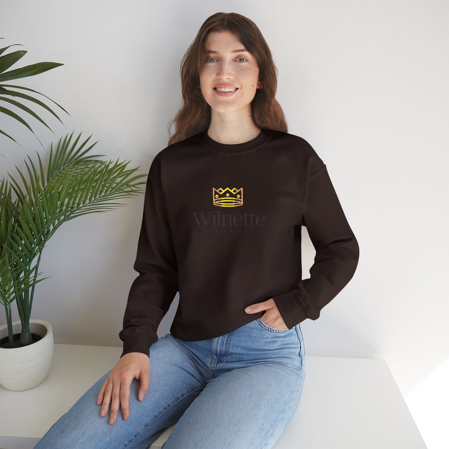 Winette Elegance Logo Sweatshirt – Women's Luxe Crewneck